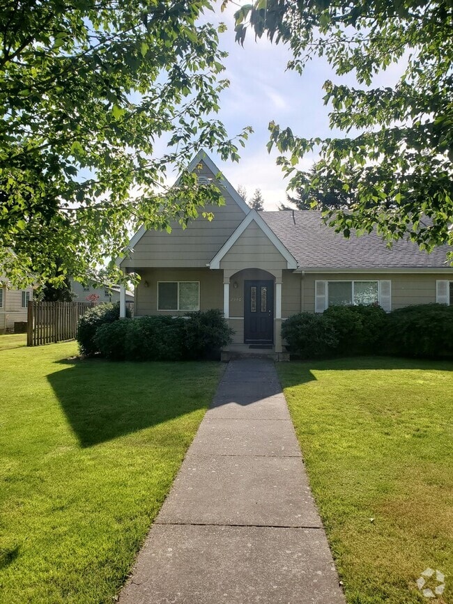 Building Photo - 2940 Matt Dr