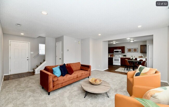 Foto del edificio - 8030 Cork Bend Ln