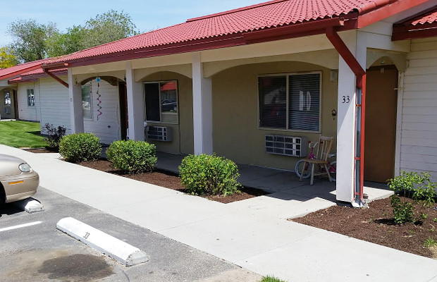 Building Photo - Sierra Vista Apartments