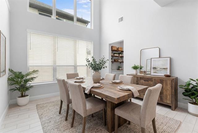 Foto del edificio - 704 Fencerow Trl