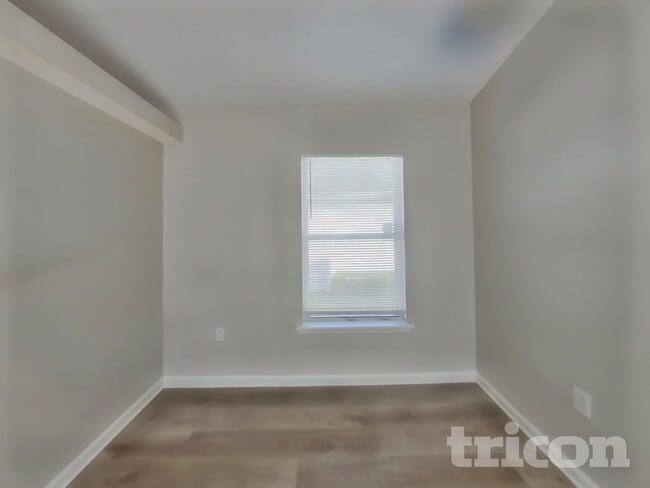 Building Photo - 4350 Jillian Dr