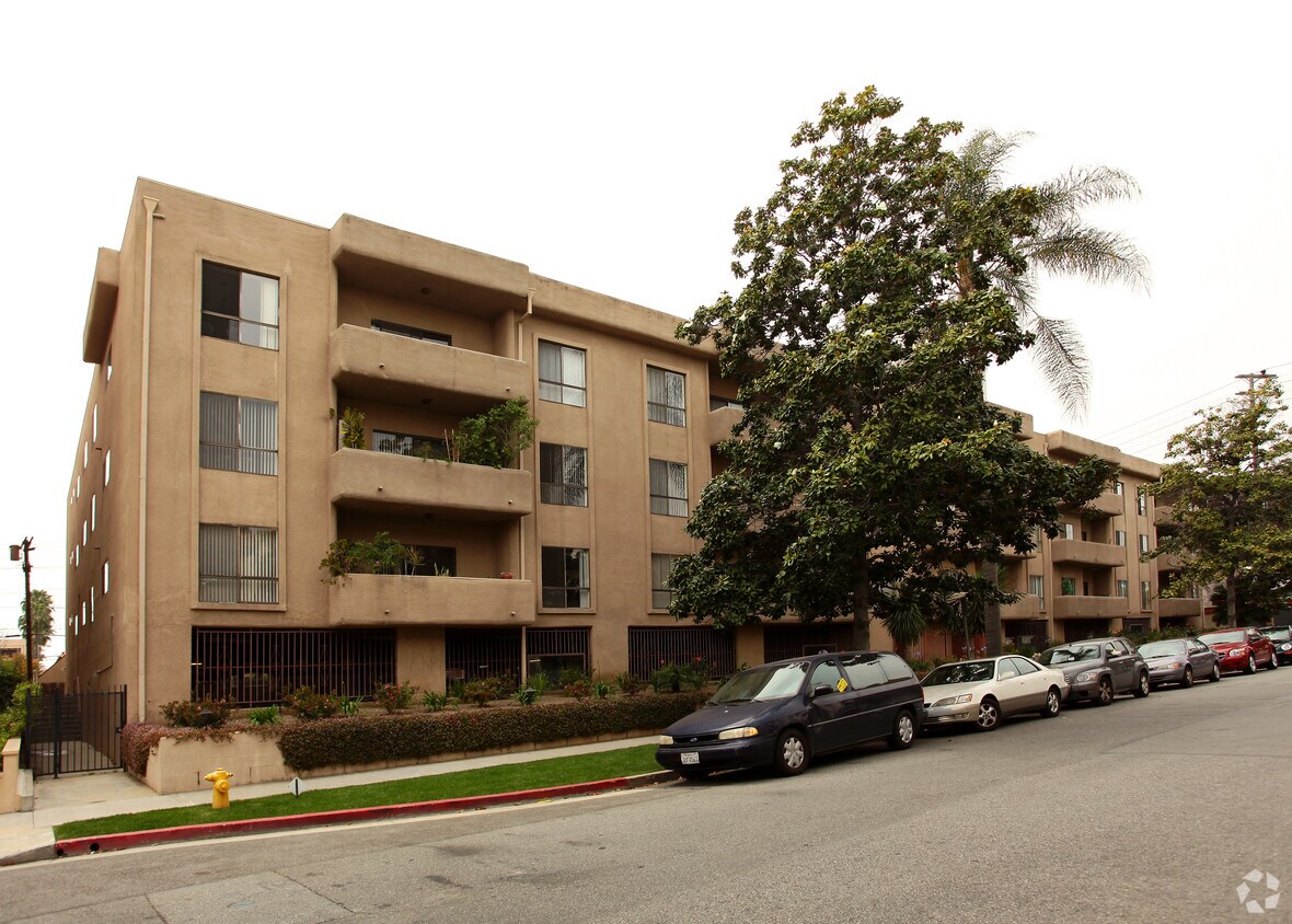 Foto principal - Bentley Monica Apartments