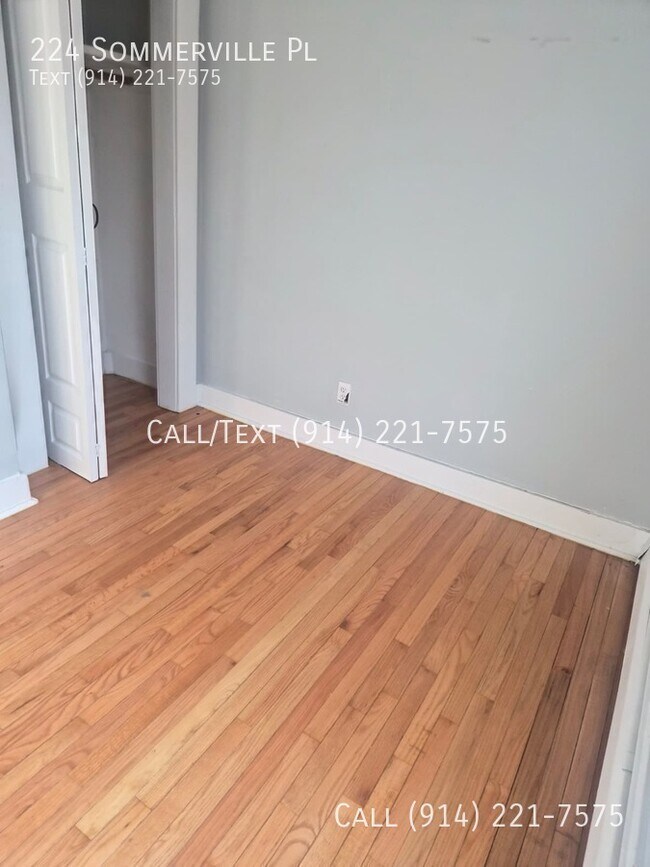 Building Photo - 224 Sommerville Pl