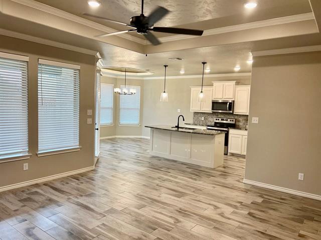 Building Photo - 1311 Oleander Dr