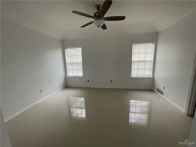 Foto del edificio - 5913 N 36th St