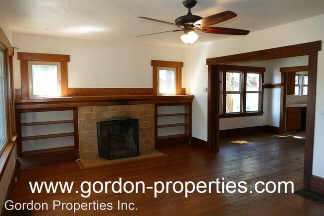 Building Photo - 3 br, 2 bath House - 10927 NE Glisan St