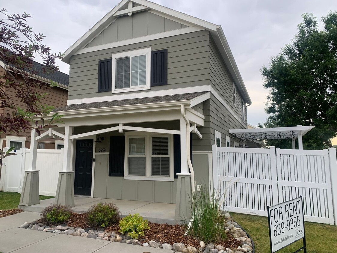 Primary Photo - 3 Bedroom Home in Josephine Crossing Subdi...