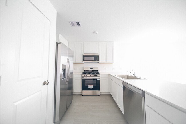 Foto del edificio - 9302 Speckled Trout Dr