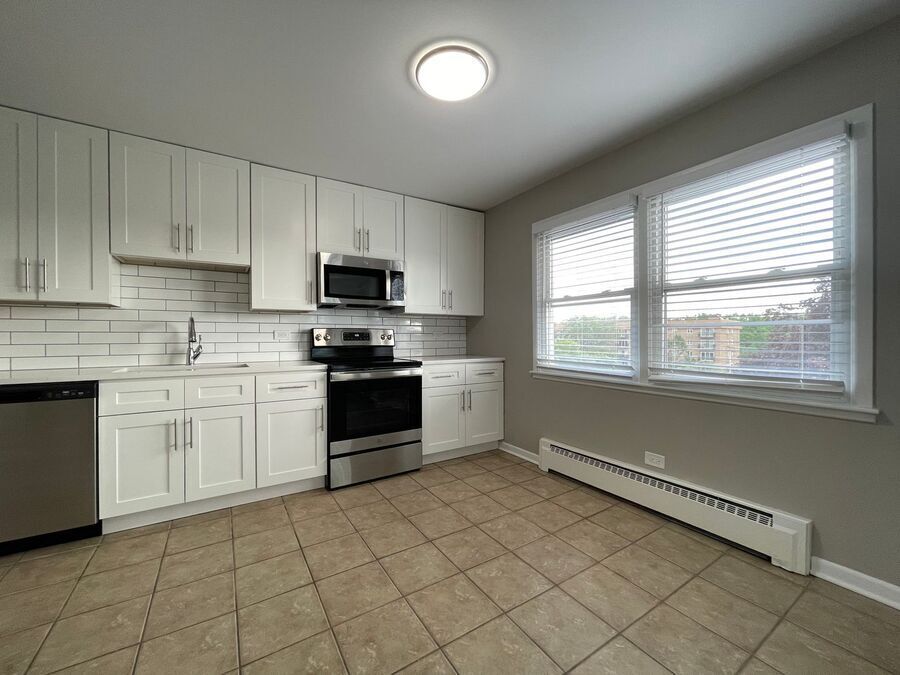 Primary Photo - Charming 1-Bed, 1-Bath Apartment in the He...