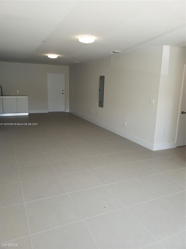 Foto del edificio - 3 br, 2.5 bath House - 2561 NE 193rd St Un...