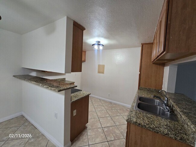 Foto del edificio - Monterey Villas: Lower 2 Bedroom 2 Bath Condo
