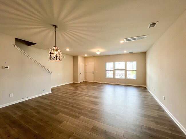 Building Photo - 439 Avocet Dr