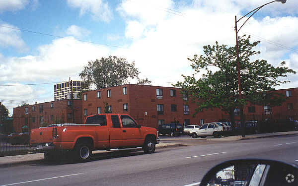 Foto principal - Davis Apartments