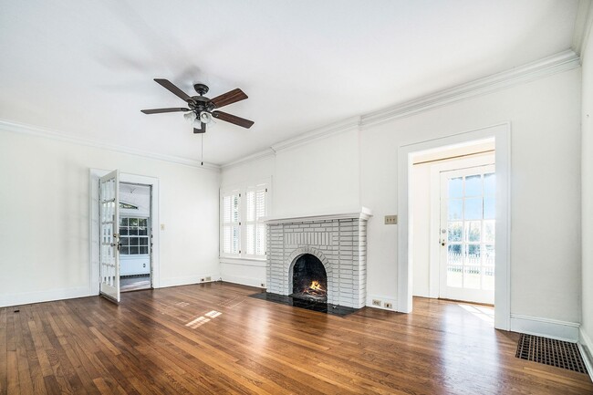 Foto del edificio - 5 bdrm, 3 bath in City of Decatur Schools.