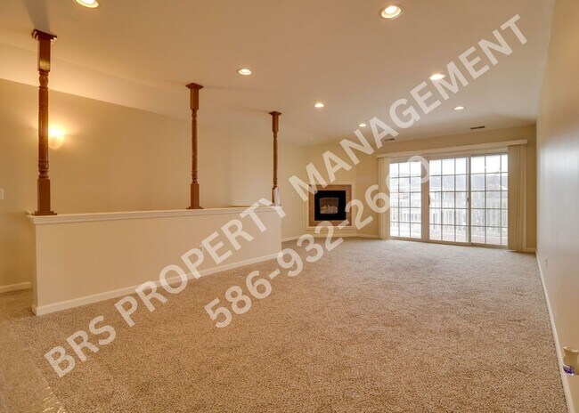 Foto del edificio - JUST REDUCED!!!   2 Bedroom 2 Bathroom Condo