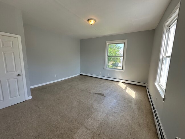 Building Photo - 1217 Arrott St