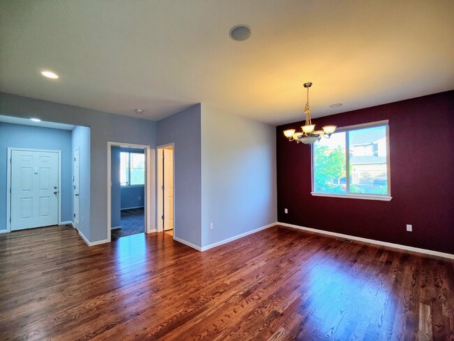 Building Photo - Stunning 5-Bedroom Parker Home with Granit...