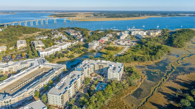 Foto del edificio - Daniel Island Condo