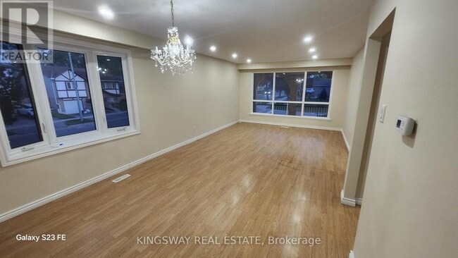 Building Photo - 2401 Amblecote Ln