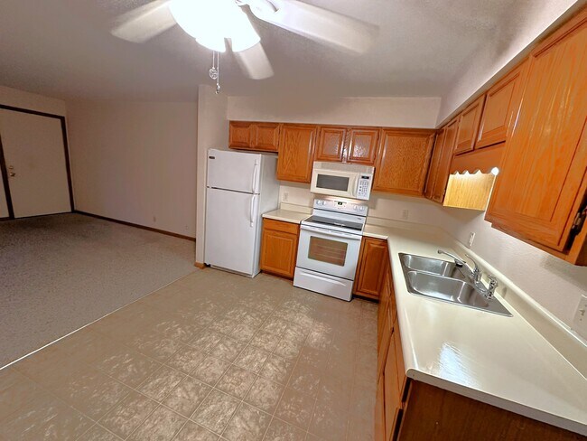 Foto del edificio - 780 Main St