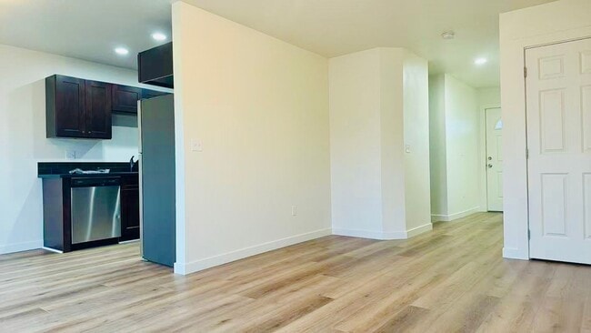 Foto del edificio - 4 bedroom duplex