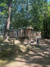 Building Photo - 38 Sunny Ln