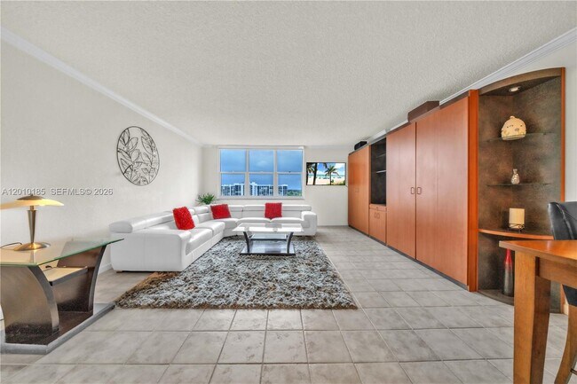 Foto del edificio - 2501 S Ocean Dr