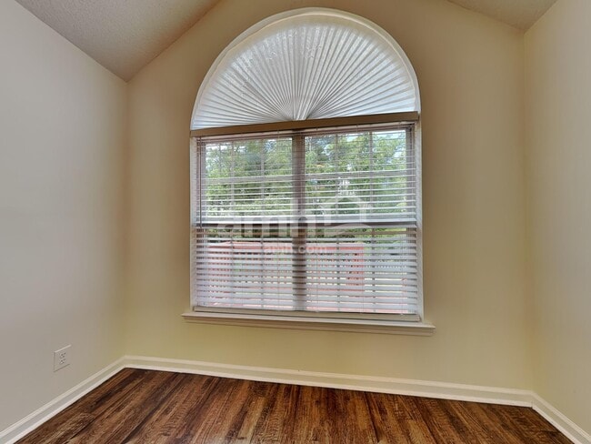 Building Photo - 170 Belle Grove Cir
