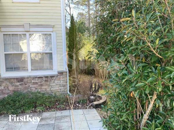 Building Photo - 1820 Creek Oak Cir