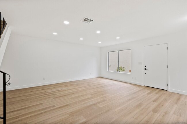 Building Photo - 11022 Via Asti