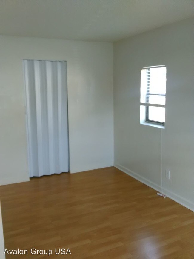 Foto del edificio - 4347 Crossbow Rd