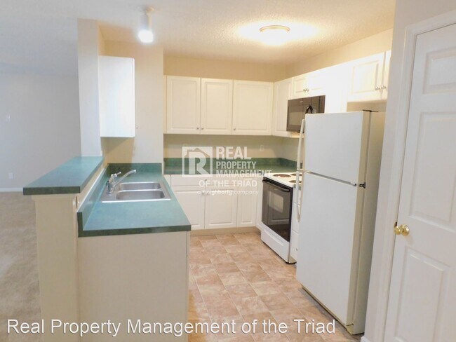 Building Photo - 2 br, 2 bath House - 3705-1B Morris Farm D...