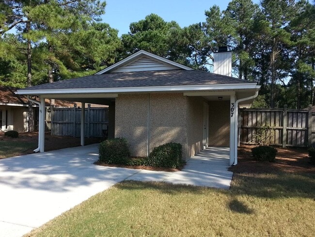 Street view showing car port. - 307 Halyard Ct