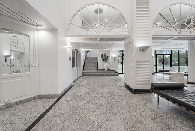 Building Photo - 780 NE 69th St