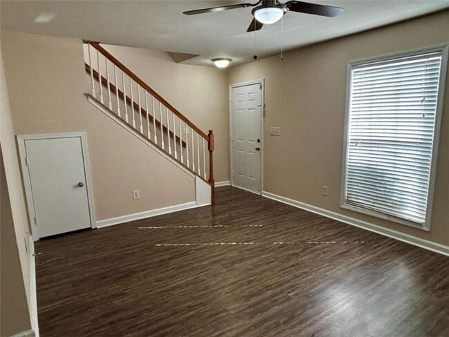 Foto del edificio - 508 Summer Pl NW