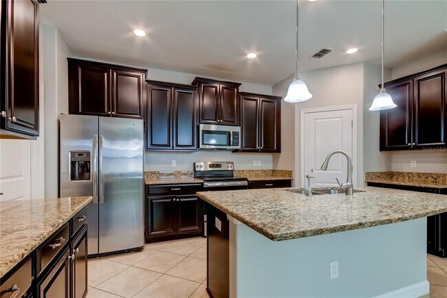 Foto del edificio - 11024 Little Blue Heron Dr