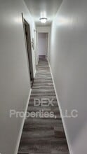 Building Photo - 1320 Academy Ave