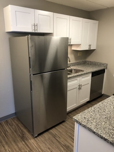 St. Vallerie Apartments photo'