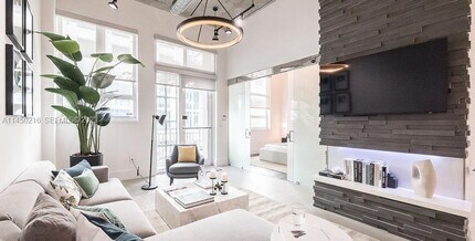 Building Photo - 2001 Biscayne Blvd