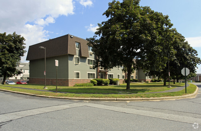 Building Photo - Silver Leaf Terrace