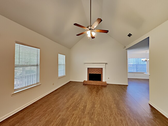 Building Photo - 440 Stoneridge Court