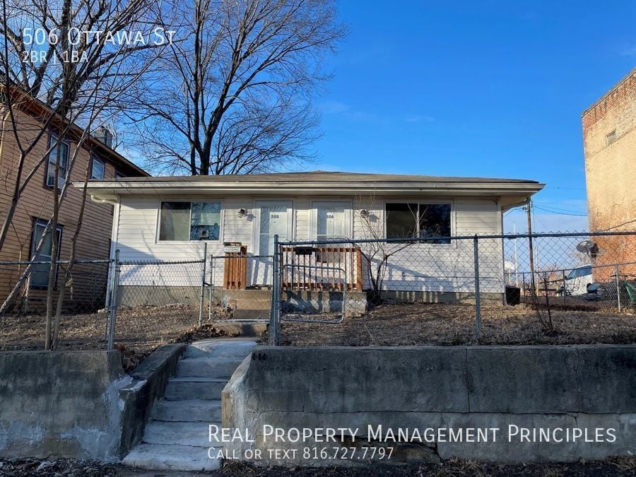 Primary Photo - 506 Ottawa St