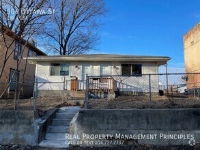Building Photo - 506 Ottawa St