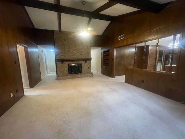 Building Photo - Dogwood Beauty in Haughton