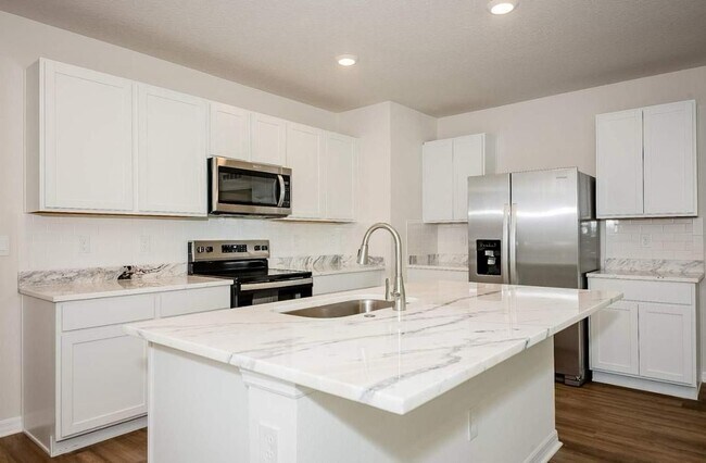 Foto del edificio - 7912 Majestic Palms Ct