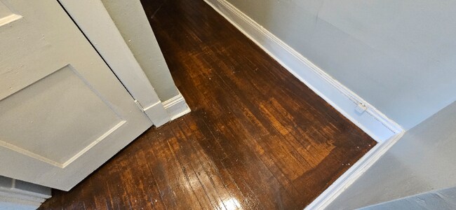 Foto del edificio - 563 E 118th St