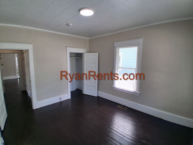 Foto del edificio - 1205 S Franklin St