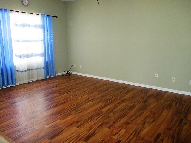 Foto del edificio - Large 3 bedroom Home, North Park Area