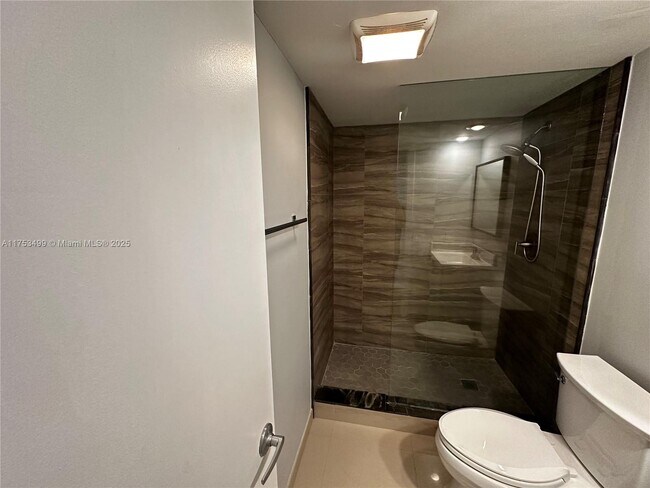 Foto del edificio - 3520 Oaks Way