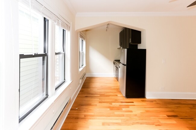 Foto del edificio - 4740 N Hermitage Ave